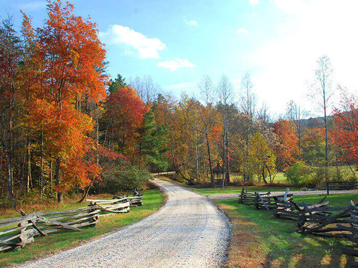 HiddenSpringsFarmMain 🚜 Virginia Farms for Sale